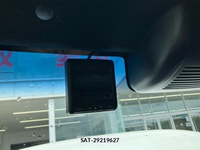 Honda N BOX CUSTOM 2017-10 8246137-21