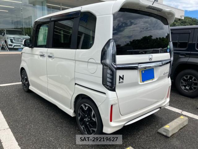 Honda N BOX CUSTOM 2017-10 8246137-3