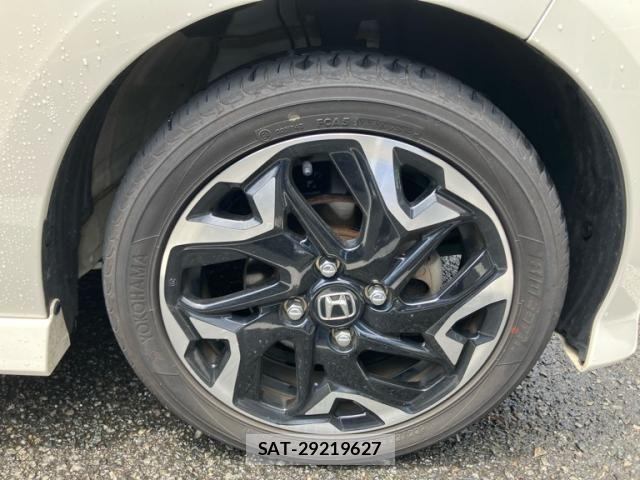 Honda N BOX CUSTOM 2017-10 8246137-5