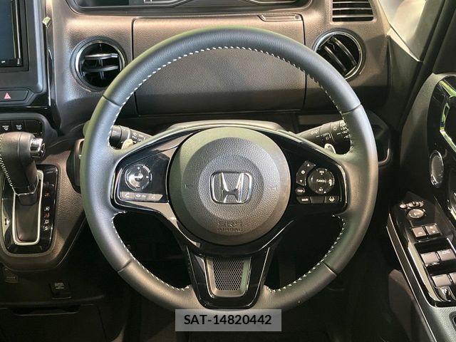 Honda N BOX CUSTOM 2022-02 8246082-10