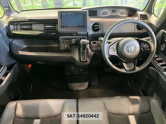 Honda N BOX CUSTOM 2022-02 8246082-1