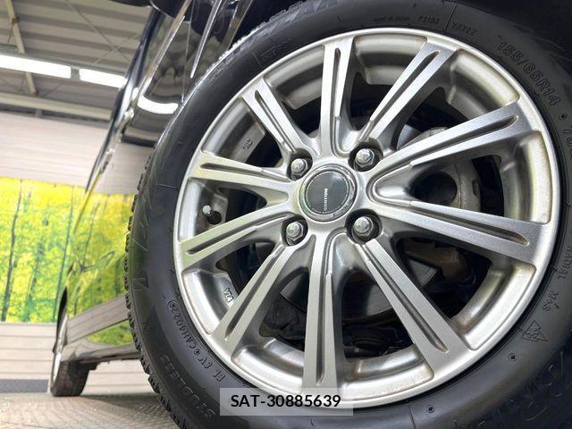 Honda N BOX CUSTOM 2022-10 8246096-12