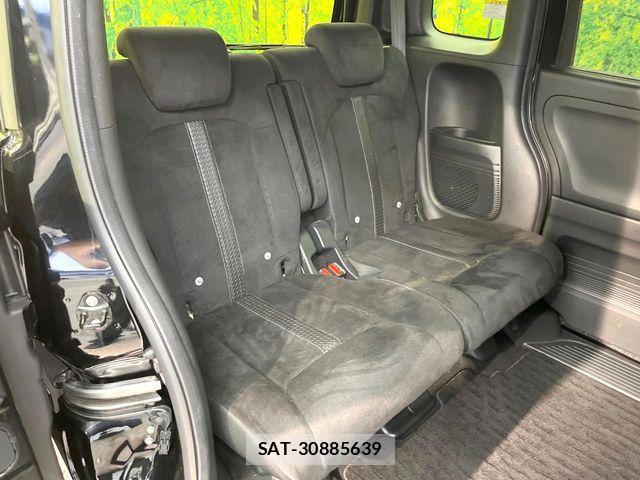 Honda N BOX CUSTOM 2022-10 8246096-8