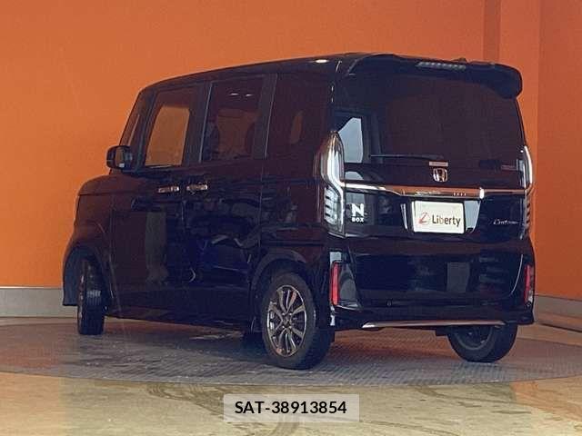 Honda N BOX CUSTOM 2022-10 8315849-13