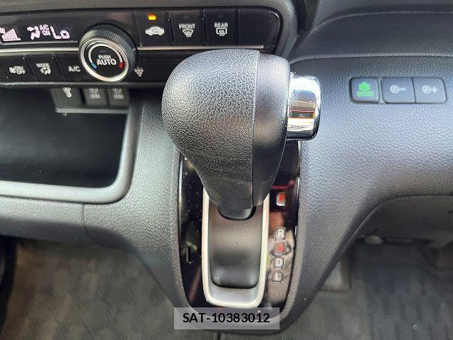 Honda N BOX CUSTOM 2017-12 8315872-19