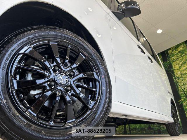 Honda N BOX CUSTOM 2026-07 8315812-12