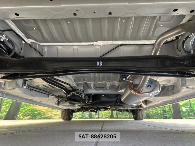 Honda N BOX CUSTOM 2026-07 8315812-18