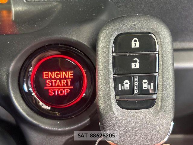 Honda N BOX CUSTOM 2026-07 8315812-4