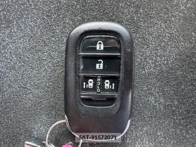 Honda N BOX CUSTOM 2024-04 8315830-29