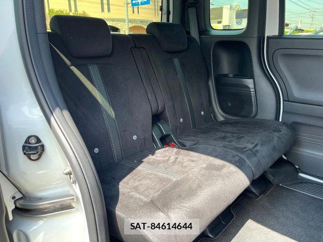 Honda N BOX CUSTOM 2023-01 8315855-8