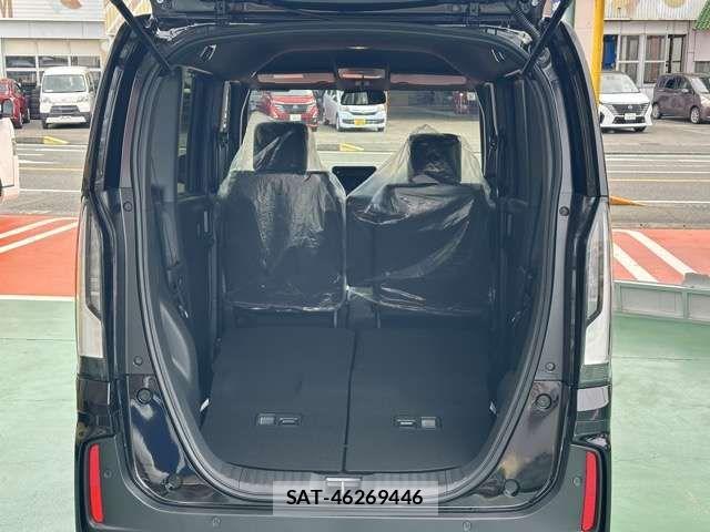Honda N BOX CUSTOM 2026-06 8315827-11