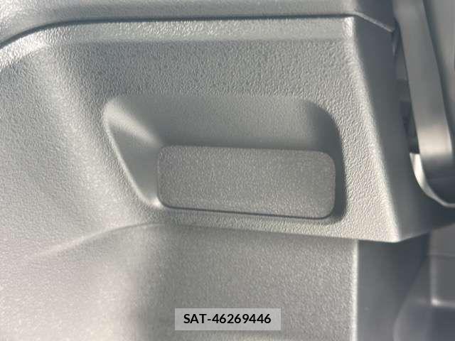 Honda N BOX CUSTOM 2026-06 8315827-16
