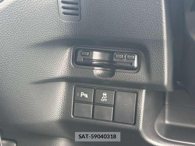 Honda N BOX CUSTOM 2022-09 8315815-15
