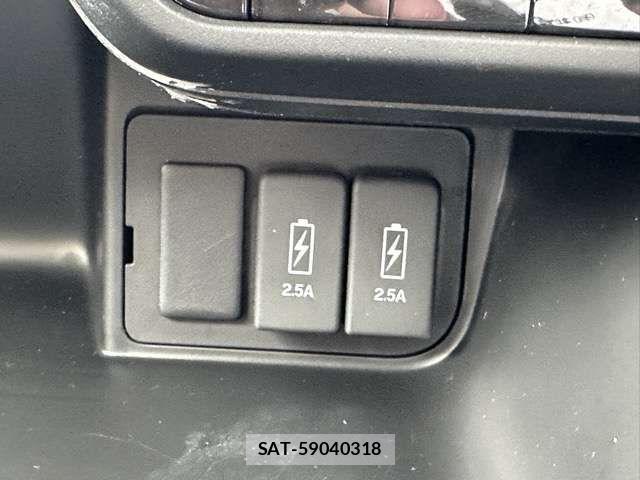 Honda N BOX CUSTOM 2022-09 8315815-18