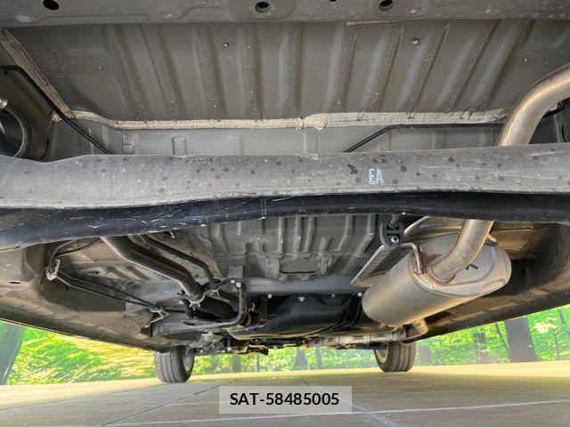 Honda N BOX CUSTOM 2023-12 8315819-18