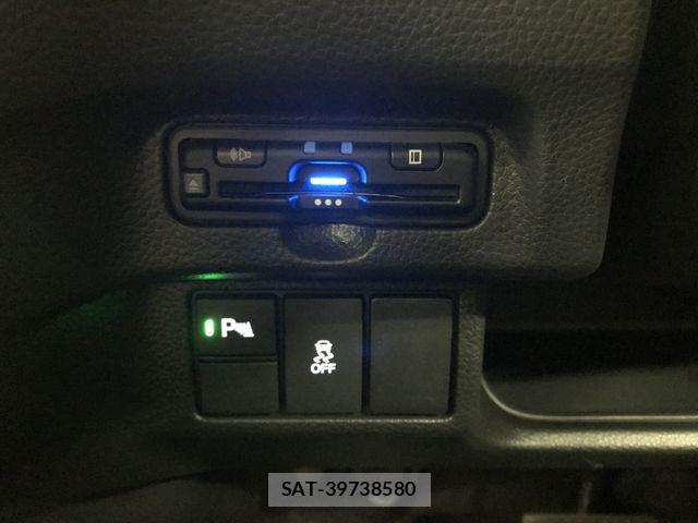 Honda N BOX CUSTOM 2023-04 8315832-13