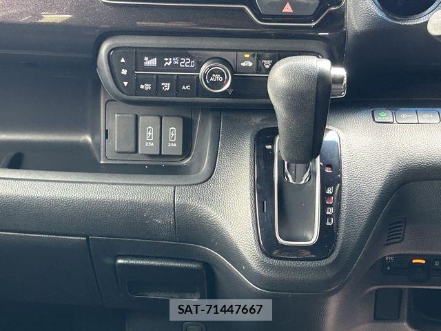 Honda N BOX CUSTOM 2018-12 8315875-12
