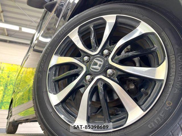 Honda N BOX CUSTOM 2019-08 8315882-11
