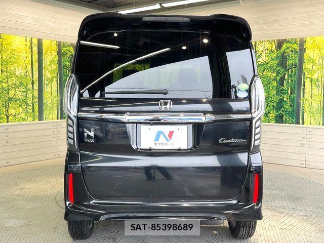 Honda N BOX CUSTOM 2019-08 8315882-14