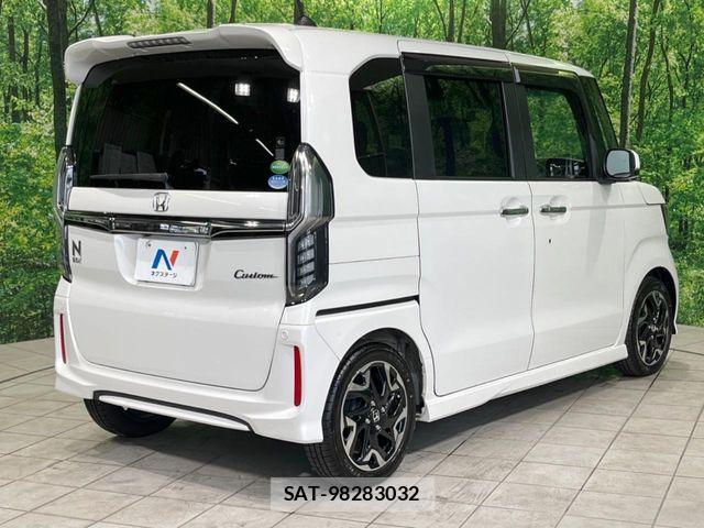Honda N BOX CUSTOM 2019-08 8315870-16