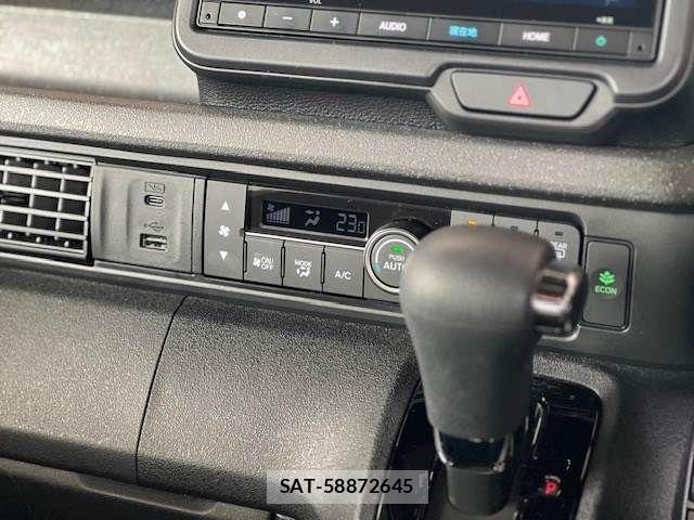 Honda N BOX CUSTOM 2024-09 8315838-15