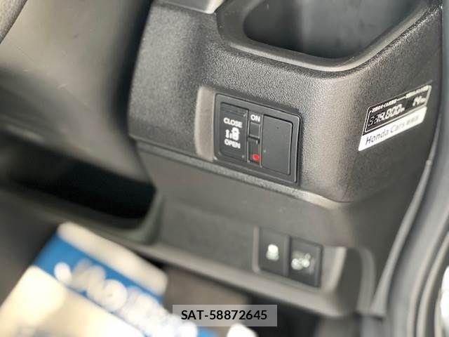 Honda N BOX CUSTOM 2024-09 8315838-17