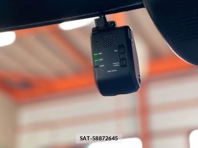 Honda N BOX CUSTOM 2024-09 8315838-18