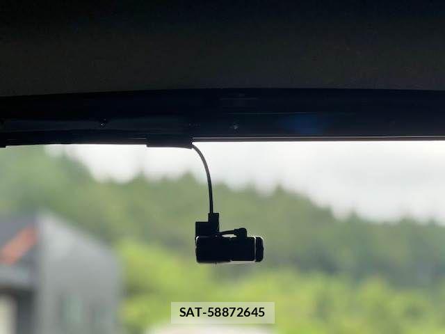 Honda N BOX CUSTOM 2024-09 8315838-19