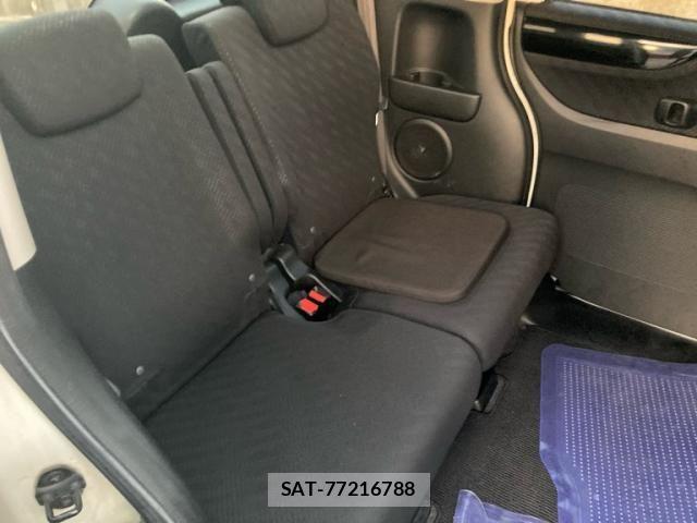 Honda N BOX CUSTOM 2013-12 8315918-12