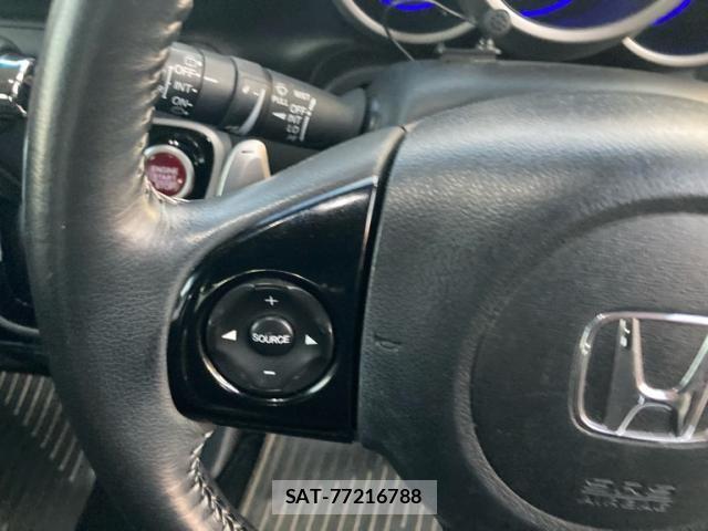 Honda N BOX CUSTOM 2013-12 8315918-18