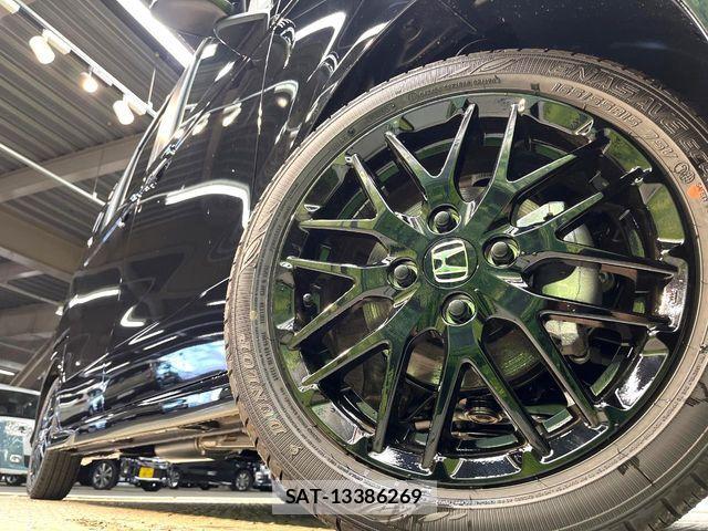 Honda N BOX CUSTOM 2026-06 8315808-12