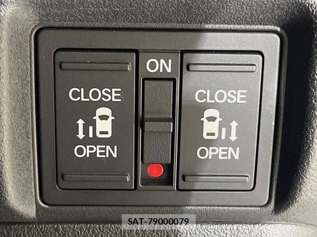 Honda N BOX CUSTOM 2023-10 8315811-5