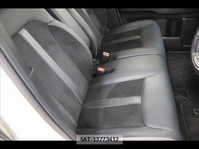 Honda N BOX CUSTOM 2023-12 8315831-10