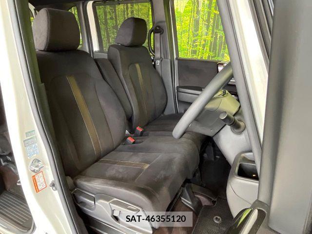 Honda N BOX CUSTOM 2019-01 8315861-7