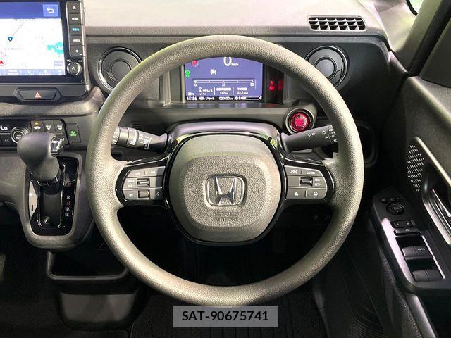 Honda N BOX CUSTOM 2024-03 8315825-11