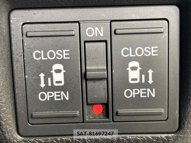Honda N BOX CUSTOM 2018-03 8315840-5