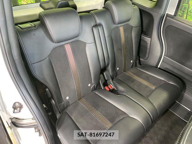 Honda N BOX CUSTOM 2018-03 8315840-8