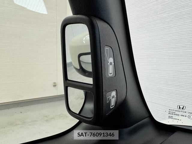 Honda N BOX CUSTOM 2017-09 8315890-27