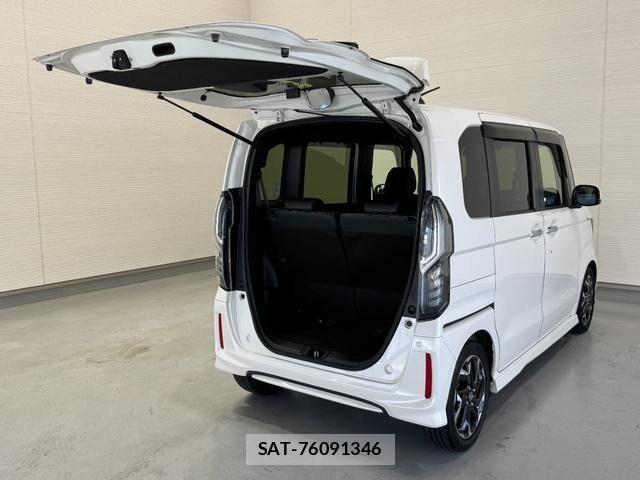 Honda N BOX CUSTOM 2017-09 8315890-6