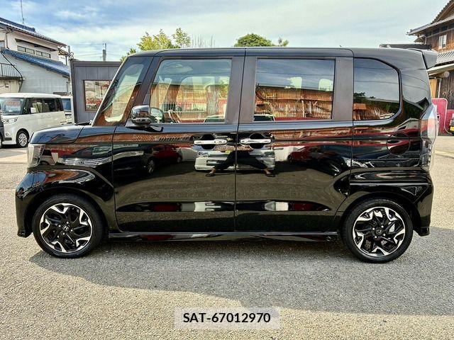 Honda N BOX CUSTOM 2017-09 8315902-4