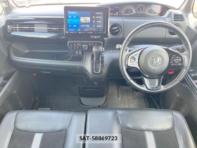 Honda N BOX CUSTOM 2021-04 8315845-1