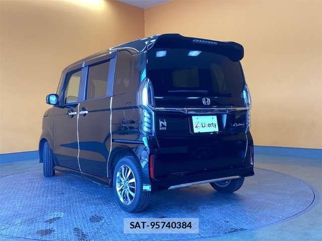 Honda N BOX CUSTOM 2022-03 8315854-8