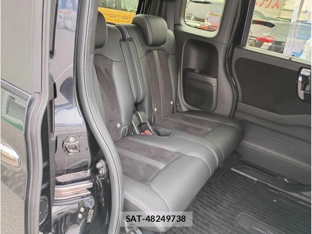 Honda N BOX CUSTOM 2021-01 8315889-13