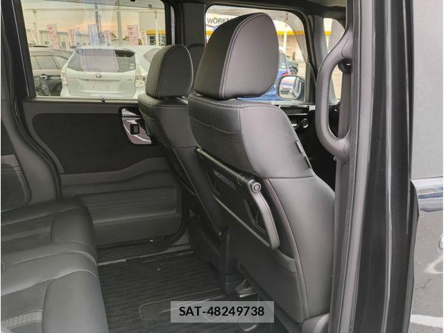 Honda N BOX CUSTOM 2021-01 8315889-14