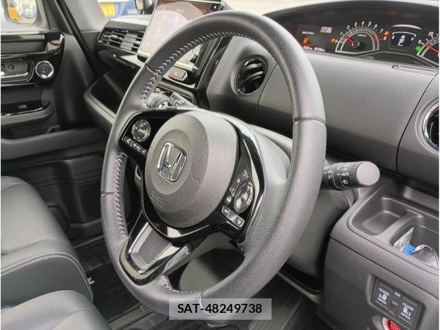 Honda N BOX CUSTOM 2021-01 8315889-17
