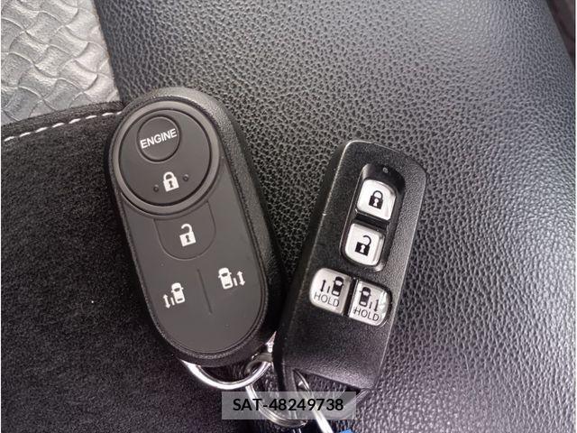 Honda N BOX CUSTOM 2021-01 8315889-26