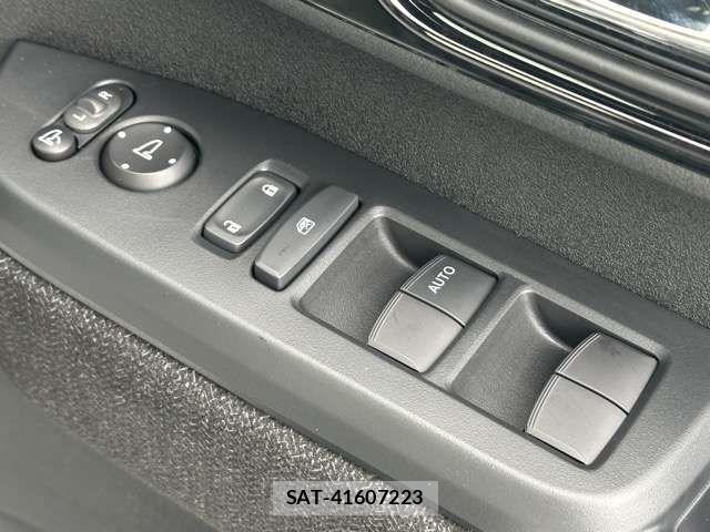 Honda N BOX CUSTOM 2026-06 8315814-15