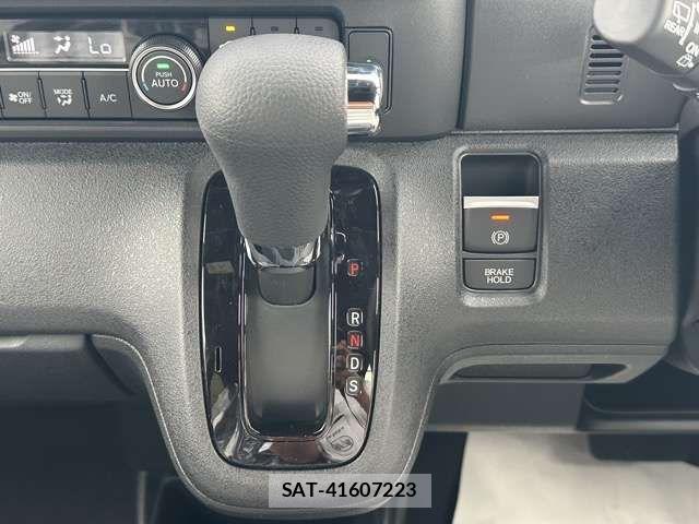 Honda N BOX CUSTOM 2026-06 8315814-17