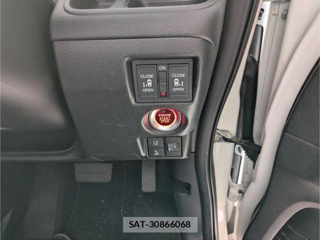 Honda N BOX CUSTOM 2022-02 8315846-8
