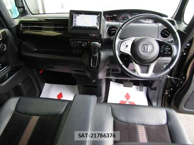 Honda N BOX CUSTOM 2020-04 8315868-12